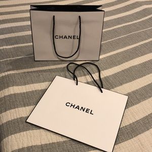 CHANEL Gift Bag